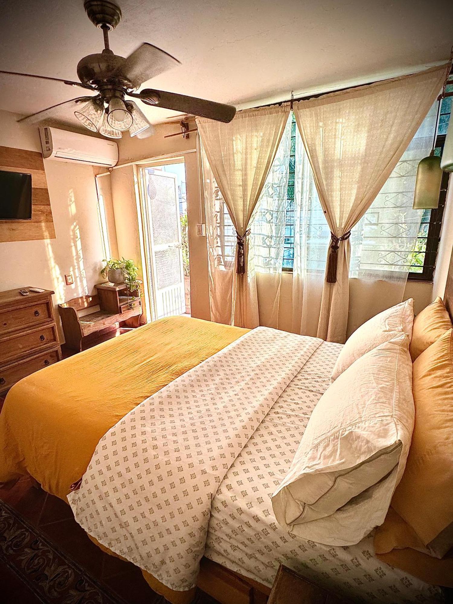 Casa Bonita Hotel Guadalajara Ngoại thất bức ảnh
